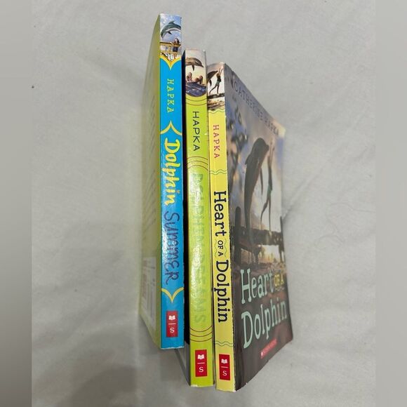 2/$15! Dolphin Paperback Book Series Set of 3 by Catherine Hapka Ages 9-12 - Picture 2 of 3